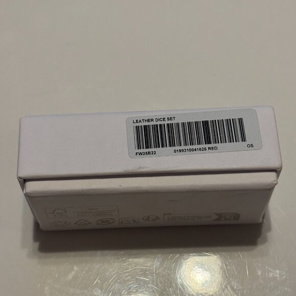 RED - Supreme Leather - Red Dice Set - Genuine LEATHER Case Box Logo - Picture 3 of 4